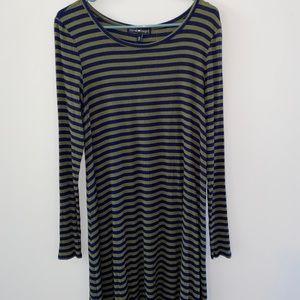 Super cute long sleeve dress - perfect for layers
